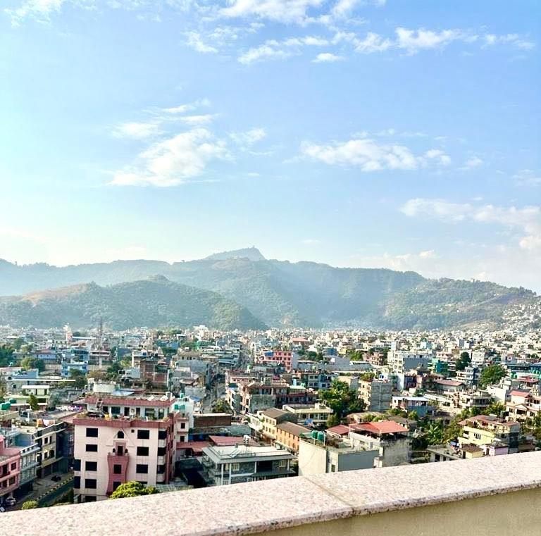 Penthouse 3 Bedroom Apartment With A Beautiful View Pokhara Bagian luar foto