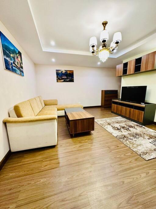 Penthouse 3 Bedroom Apartment With A Beautiful View Pokhara Bagian luar foto